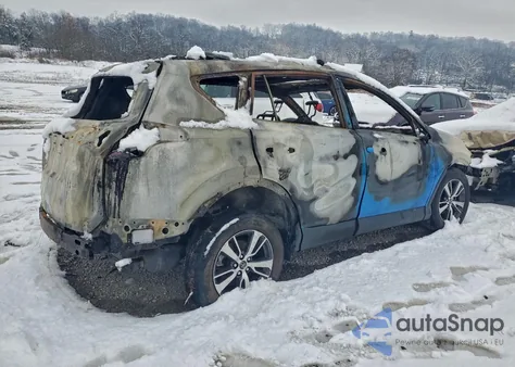 2017 Toyota Rav4 Xle from USA, damaged, VIN JTMRFREV9HJ710020